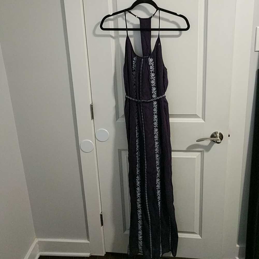 Beachy Embroidered Maxi Dress